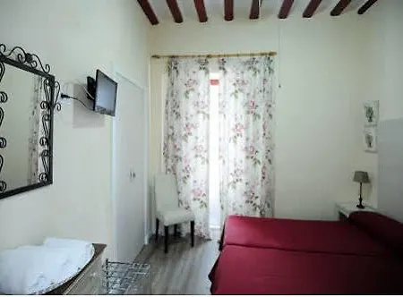 Hospederia Marques بيت ضيافة