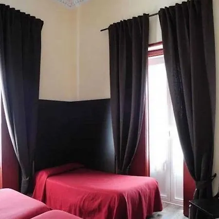 Hospederia Marques بيت ضيافة
