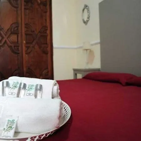 Hospederia Marques بيت ضيافة